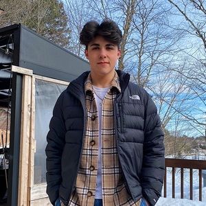 Meet your Posher, Anthony